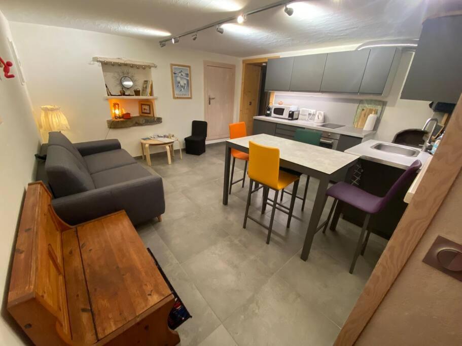 Dans Hameau, Pres Des Pistes Logement De Plein Pied Au Calme Taninges Exteriör bild
